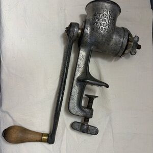 Vintage Metal Hand Crank Grinder